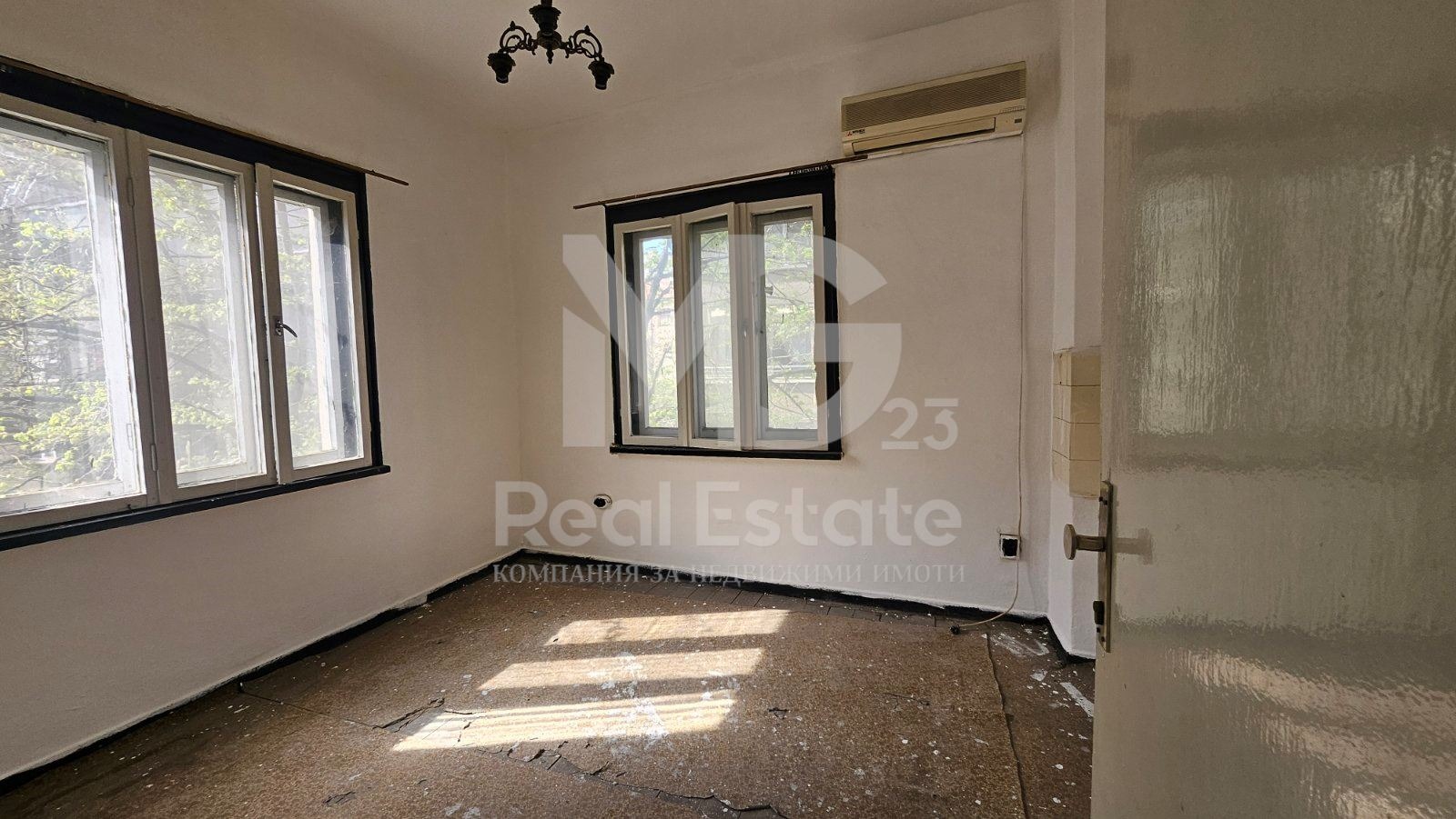 Продава ЕТАЖ ОТ КЪЩА, гр. Пловдив, Каменица 1, снимка 2 - Етаж от къща - 54132895