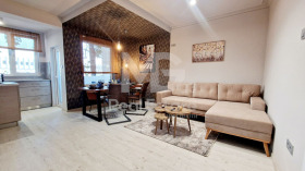 3+ chambres Gagarin, Plovdiv 1