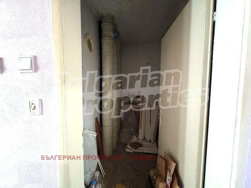 Продава 1-СТАЕН, гр. София, Банишора, снимка 13 - Апартаменти - 53429149