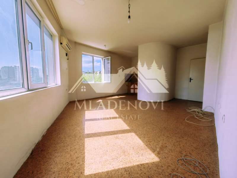 En venta  1 dormitorio Burgas , Meden rudnik - zona B , 61 metros cuadrados | 54973558 - imagen [2]