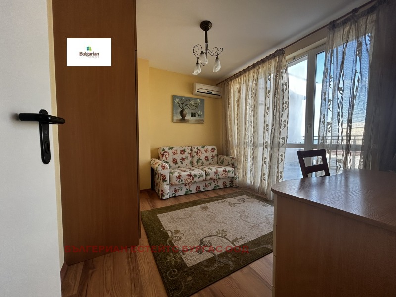 Продава 3-СТАЕН, гр. Поморие, област Бургас, снимка 2 - Апартаменти - 49796925