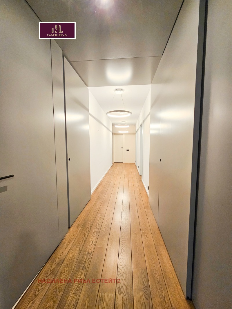 Eladó  3 hálószobás Sofia , Izgrev , 207 négyzetméter | 48024344 - kép [16]