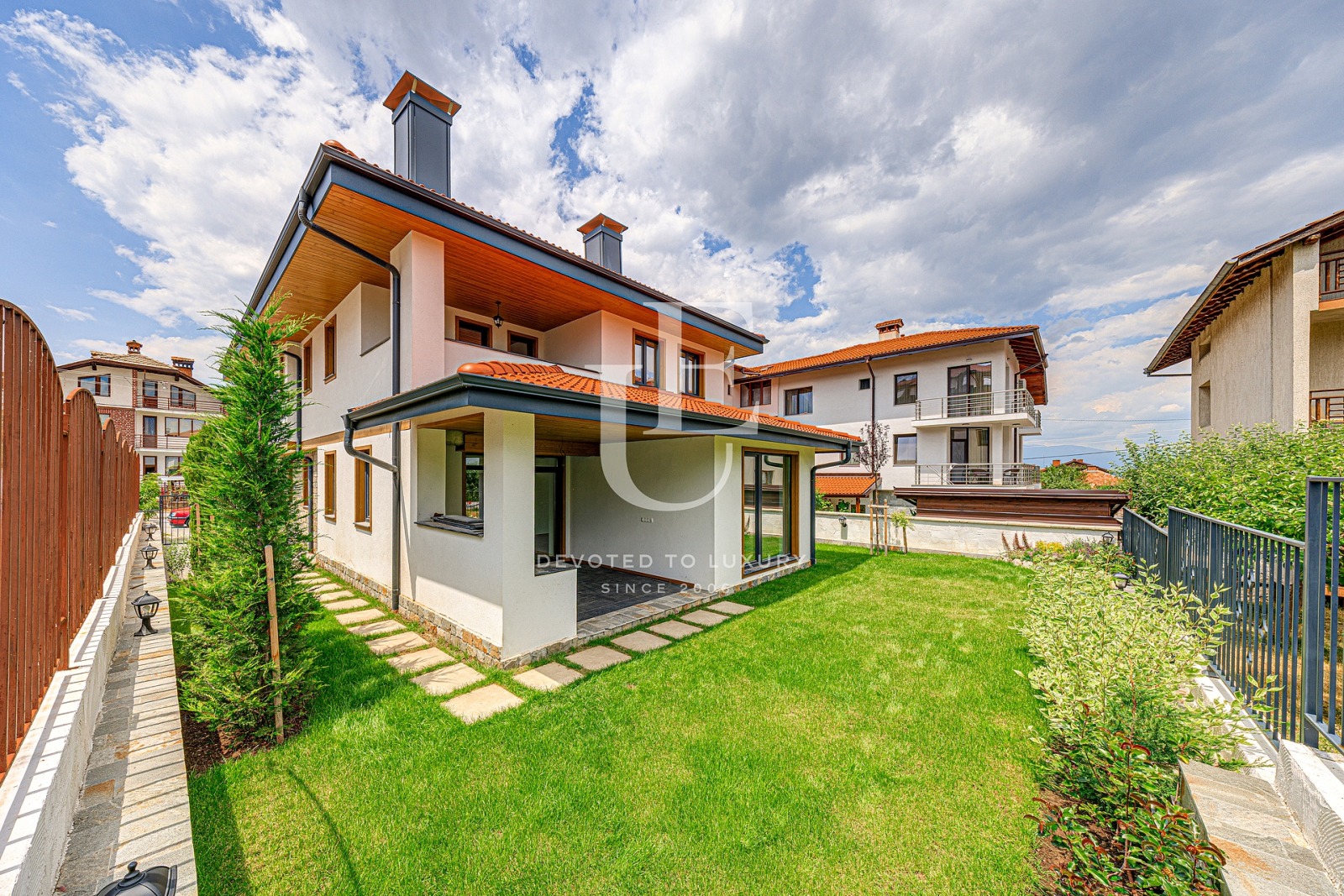 Продава КЪЩА, гр. Банско, област Благоевград, снимка 2 - Къщи - 54732433