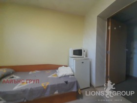 Studie k.k. Zlatni pyasatsi, Varna 4