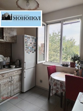 Продажба на четеристайни апартаменти в град София - изображение 3 