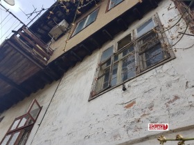 Продажба на имоти в Стара част, град Велико Търново — страница 2 - изображение 3 