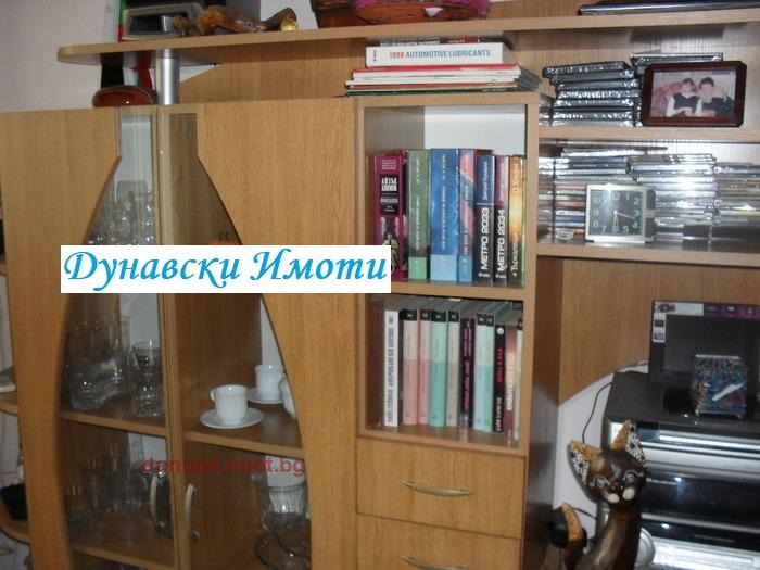 Продава  3-стаен град Русе , Възраждане , 82 кв.м | 47266100 - изображение [2]