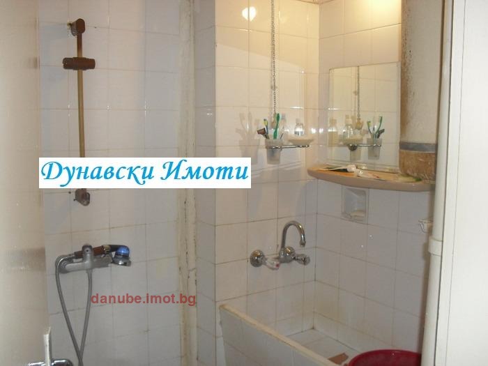 Продава  3-стаен град Русе , Възраждане , 82 кв.м | 47266100 - изображение [9]