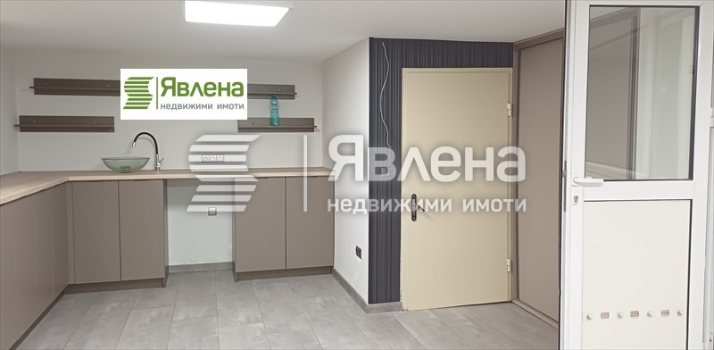 Zu verkaufen  Büro Sofia , Lagera , 67 qm | 50179431