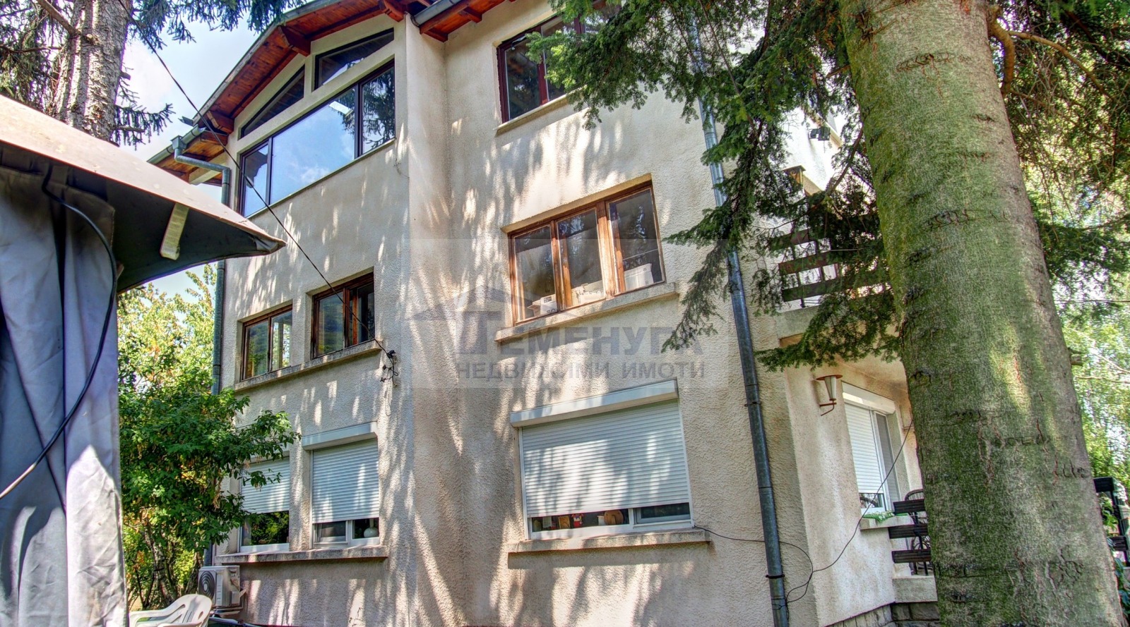 Продава ЕТАЖ ОТ КЪЩА, гр. София, в.з.Киноцентъра