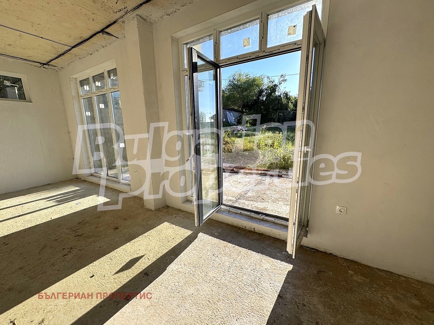 Продава КЪЩА, с. Яребична, област Варна, снимка 2 - Къщи - 55801257