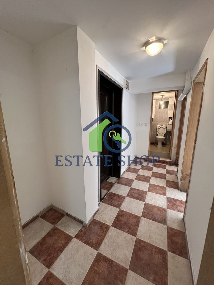 For Sale  3+ bedroom Plovdiv , Kamenitsa 1 , 160 sq.m | 87244361 - image [14]