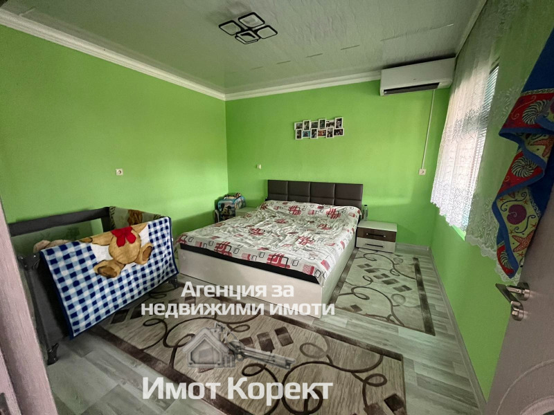Продава КЪЩА, с. Конуш, област Пловдив, снимка 13 - Къщи - 46268563