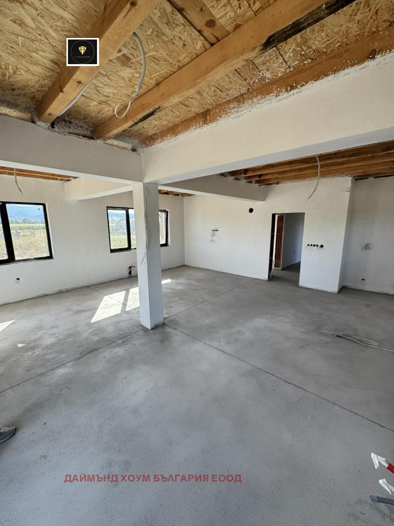 Продава  Къща град Пловдив , Остромила , 150 кв.м | 75438324 - изображение [9]