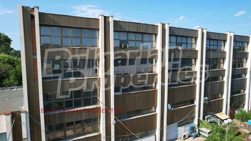 Продава  Пром. помещение град Добрич , Промишлена зона - Север , 2379 кв.м | 30354430 - изображение [6]