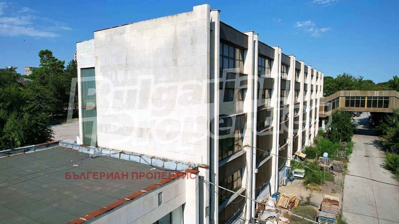 Продава  Пром. помещение град Добрич , Промишлена зона - Север , 2379 кв.м | 30354430 - изображение [5]