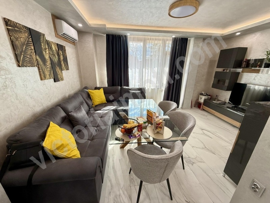 Продава 3-СТАЕН, гр. Велико Търново, Колю Фичето, снимка 3 - Апартаменти - 53628241