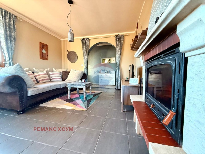 Продава КЪЩА в област Добрич, гр. Балчик - 141 кв.м / 179 000 € » 350 093.57 лв., РЕМАКС ХОУМ