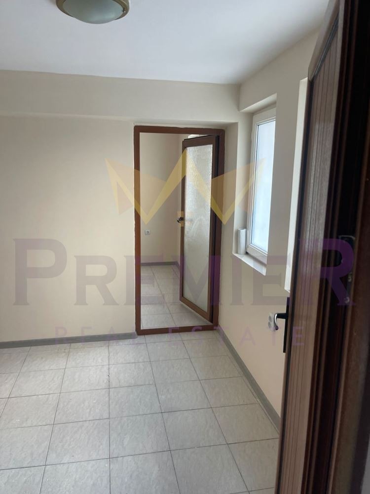 En venta  1 dormitorio Varna , Koljozen pazar , 35 metros cuadrados | 57310450 - imagen [3]