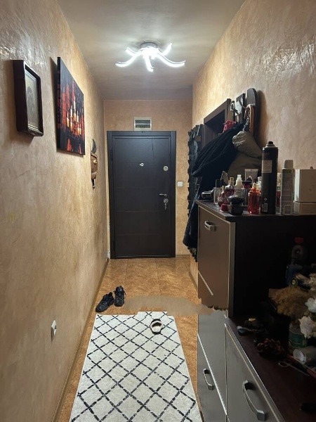 Продава МНОГОСТАЕН, гр. Бургас, Изгрев, снимка 7 - Апартаменти - 52613126