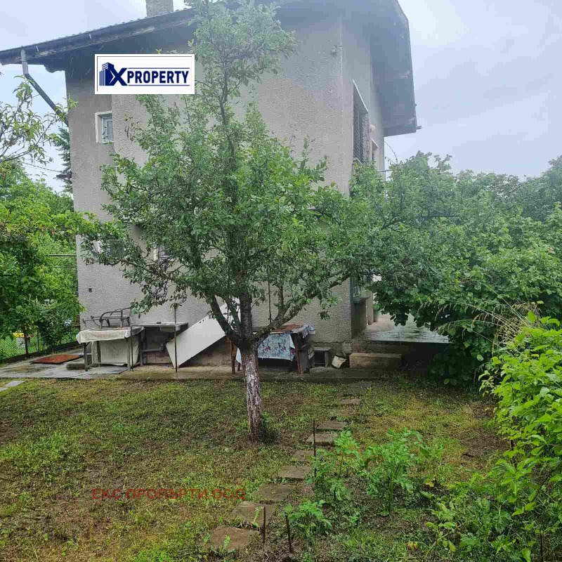 Продава  Къща, област Перник, с. Касилаг • 60 000 EUR • ID 96250834 — holmes.bg - [1] 