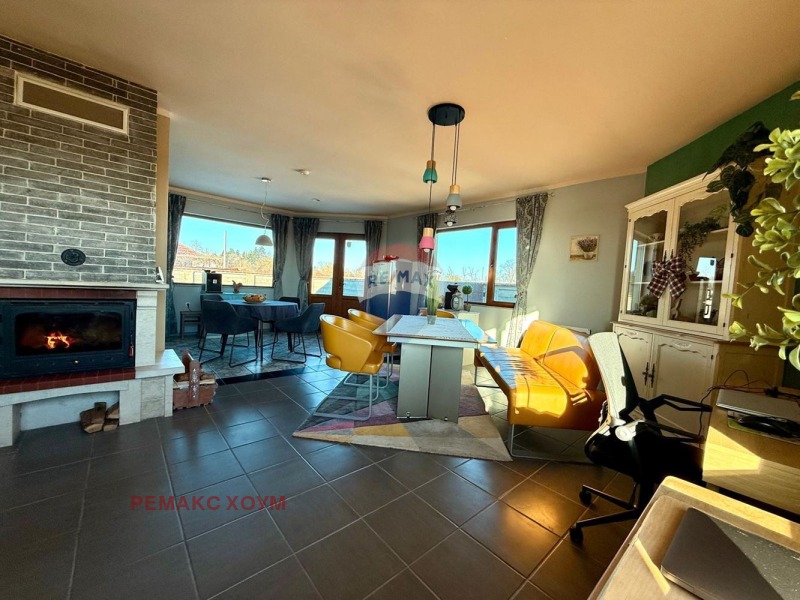 Продава КЪЩА, гр. Балчик, област Добрич, снимка 2 - Къщи - 53114686