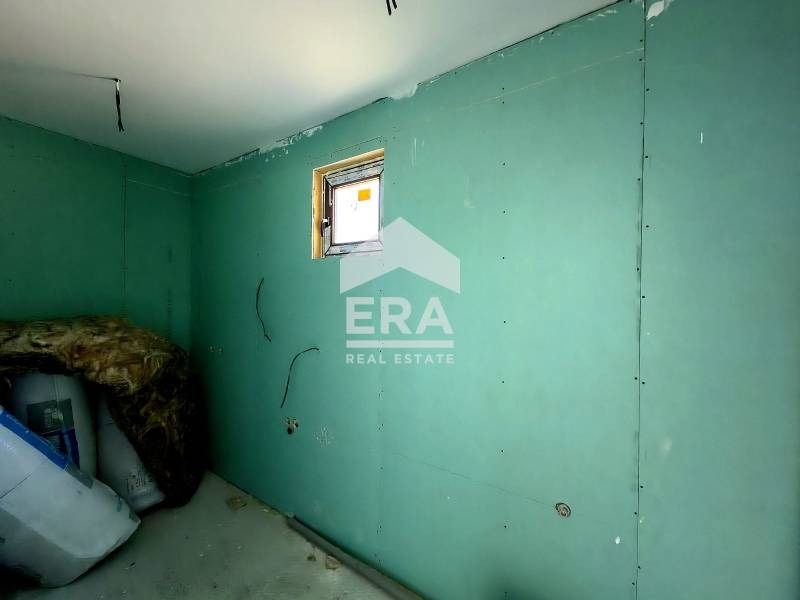 Продава КЪЩА, с. Червена вода, област Русе, снимка 11 - Къщи - 53917150