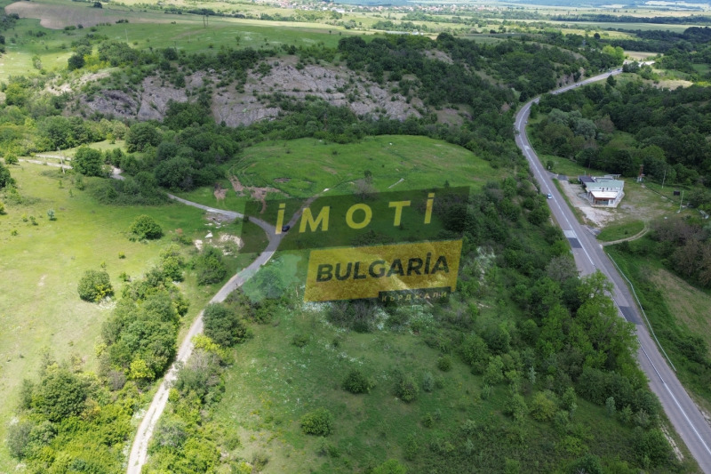 Продава ПАРЦЕЛ, с. Черноочене, област Кърджали