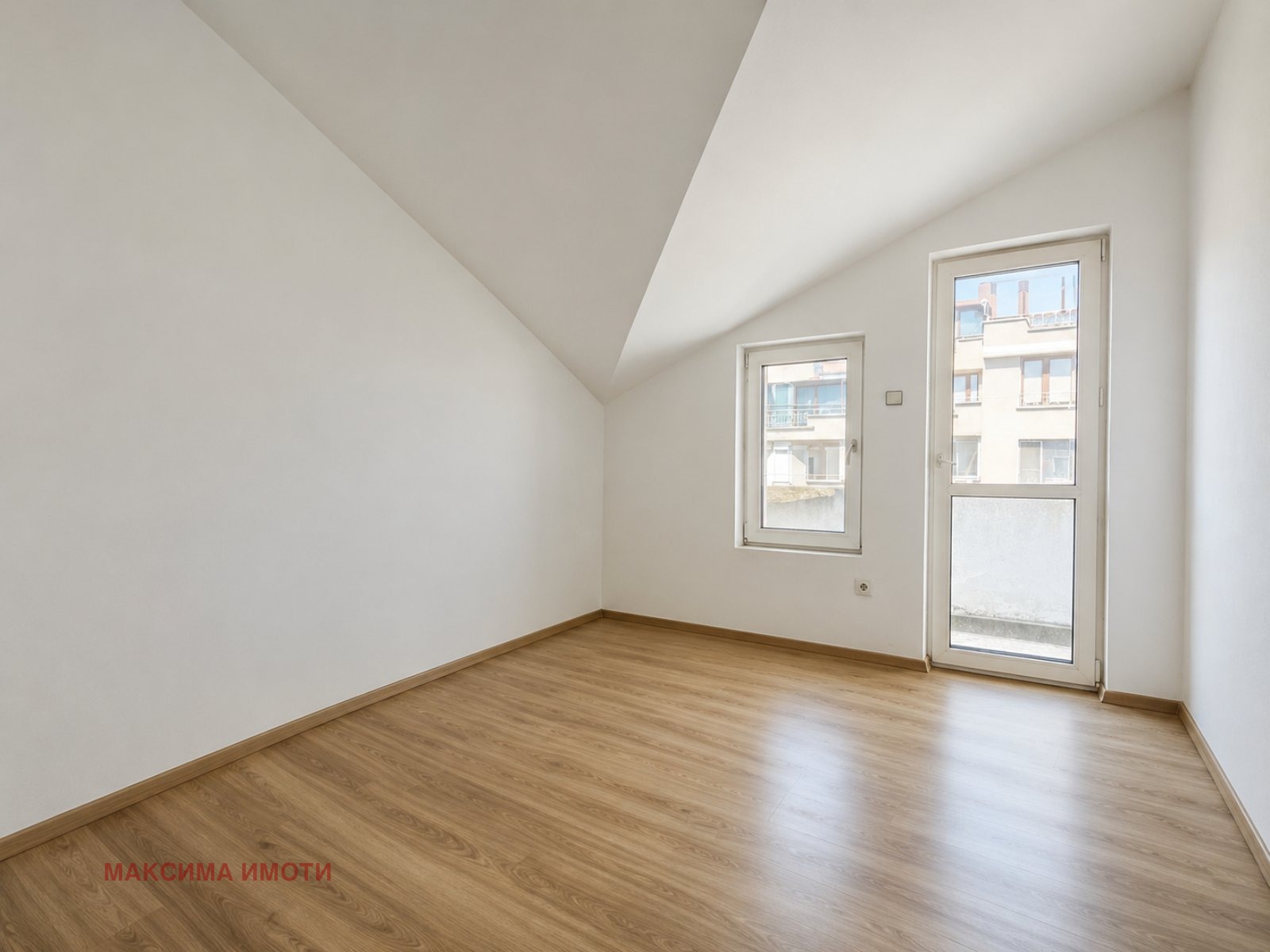 Продава 3-СТАЕН, гр. Бургас, Възраждане