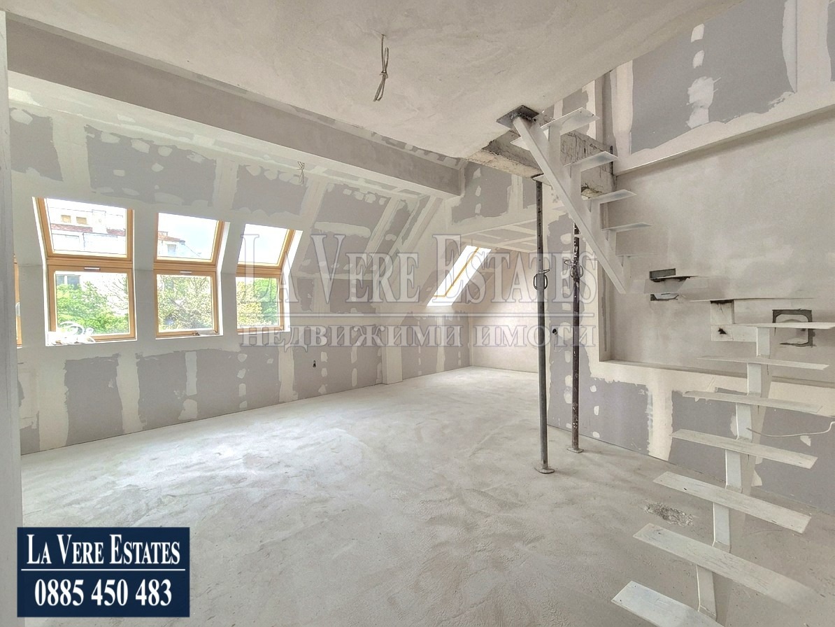 Продава МЕЗОНЕТ, гр. Русе, Център, снимка 2 - Апартаменти - 54367223