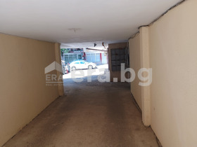 Parkeerplaats ChEI, Varna 2