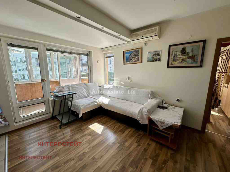 Eladó  1 hálószoba Burgas , Lazur , 76 négyzetméter | 89174735