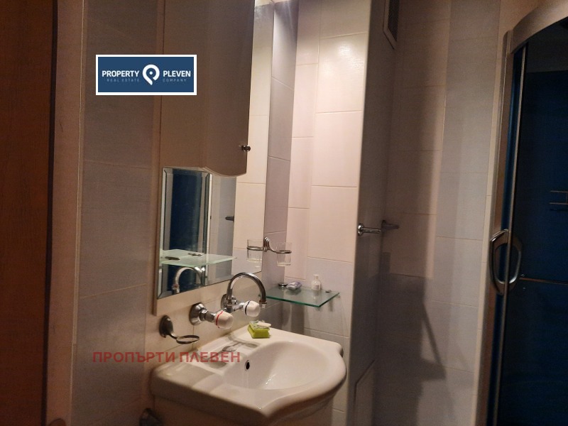 Продава  3-стаен град Плевен , Идеален център , 71 кв.м | 49794274 - изображение [11]
