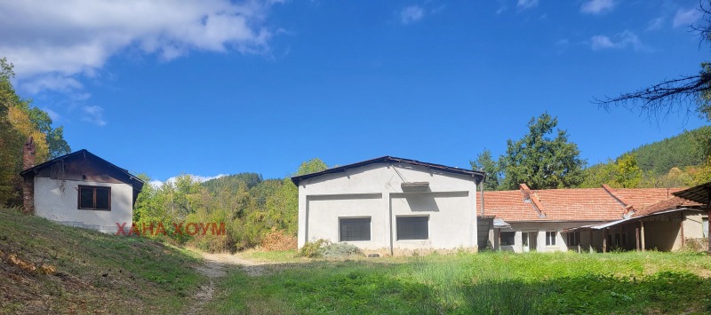 Продава  Къща област Ловеч , с. Терзийско , 508 кв.м | 31313213