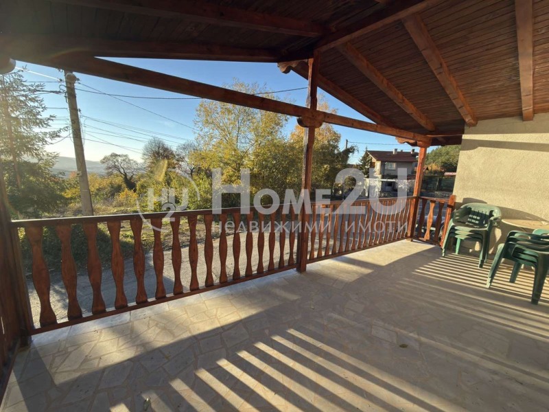 Продава КЪЩА, гр. София, с. Мърчаево, снимка 2 - Къщи - 52249261