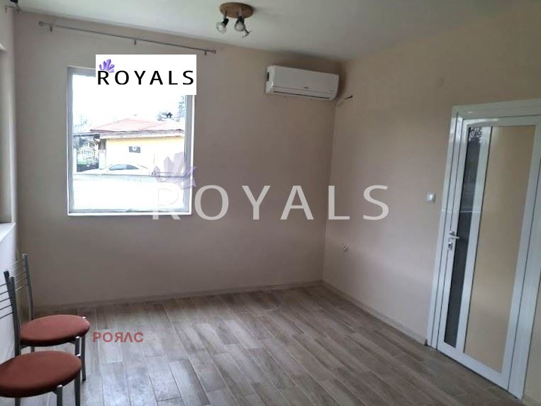 Продава КЪЩА, с. Тутраканци, област Варна, снимка 2 - Къщи - 55202257