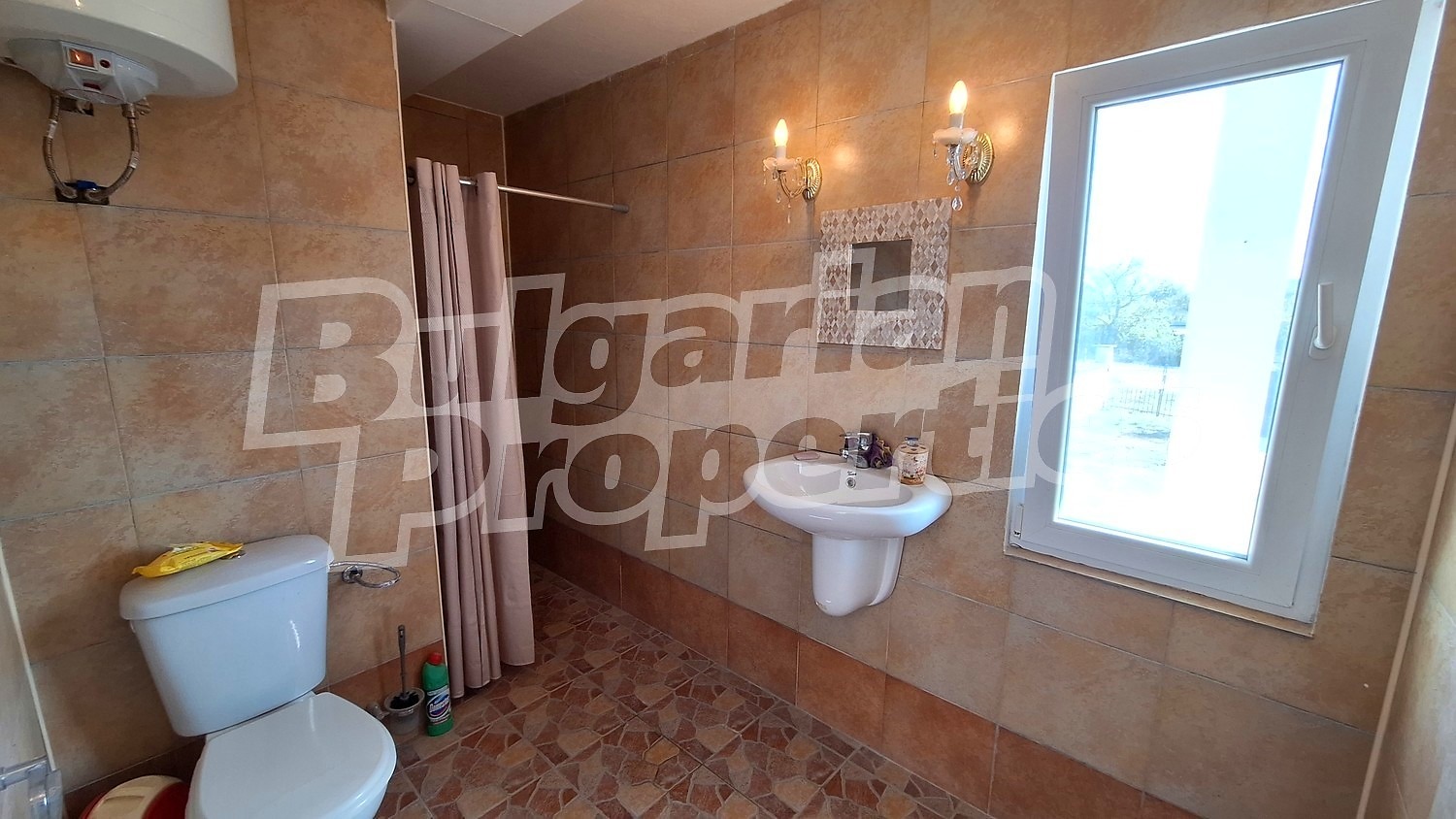 Продава КЪЩА, гр. Варна, м-т Боровец - север, снимка 11 - Къщи - 56397148