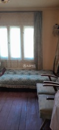 Продава КЪЩА, град Велико Търново, Стара част • 150000 € / 293374.50 лв. • 44139765 16