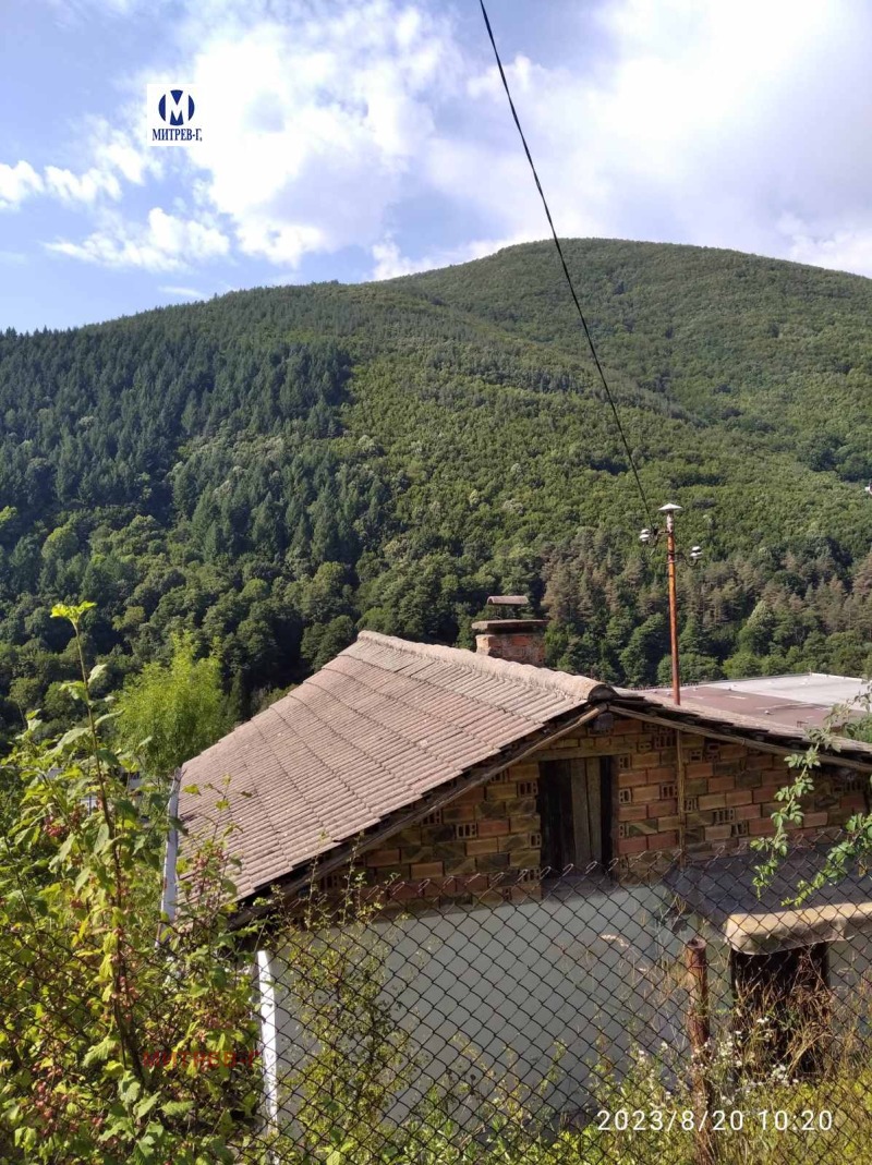 Продава ПАРЦЕЛ в област София, гр. Своге - 650 кв.м / 13 000 € » 25 425.79 лв., МИТРЕВ-Г