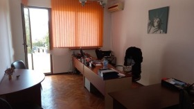 2 bedroom Bazar Levski, Varna 2