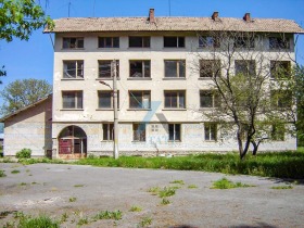 Cladire industriala Gârliano, regiunea Kyustendil 3