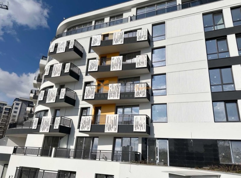 Na sprzedaż  1 sypialnia Warna , Wazrażdane 1 , 67 mkw | 64735488