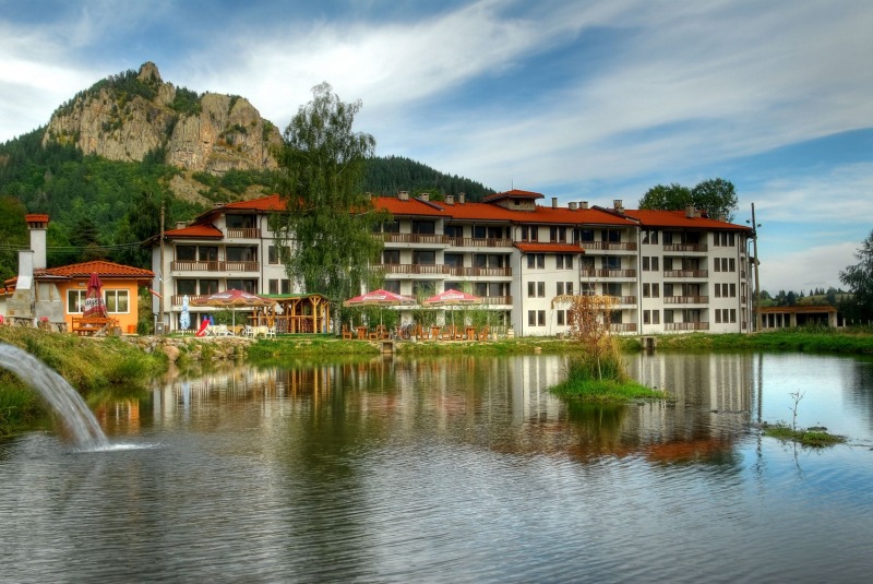 Продава 2-СТАЕН, к.к. Пампорово, област Смолян, снимка 2 - Апартаменти - 53149246