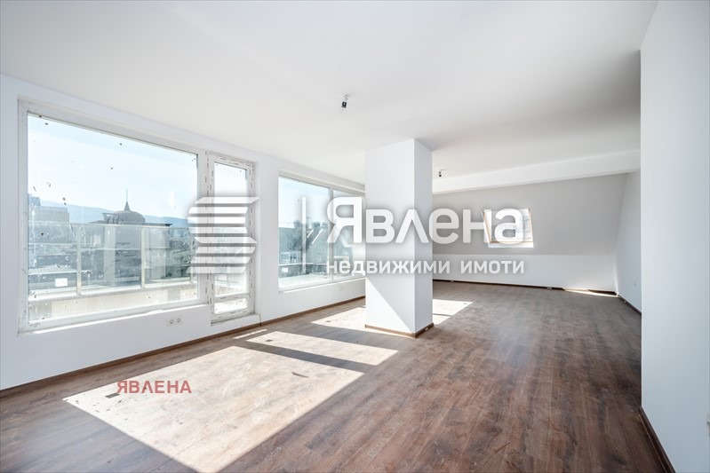 Продава 3-СТАЕН, гр. София, Център