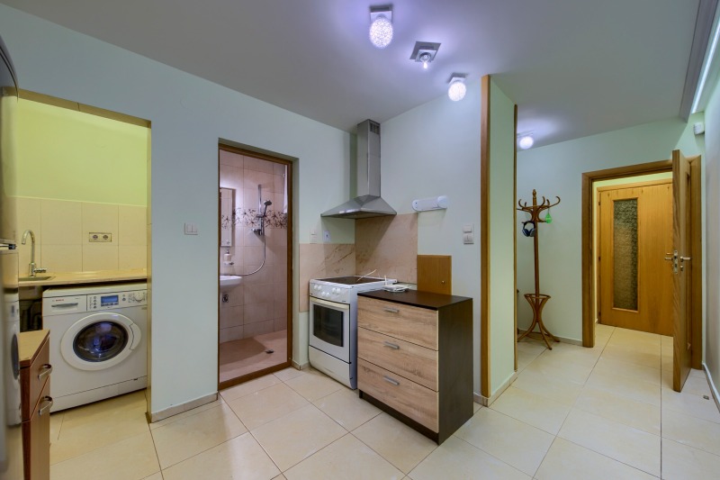 Продава  4-стаен град София , Редута , 135 кв.м | 52540818 - изображение [3]