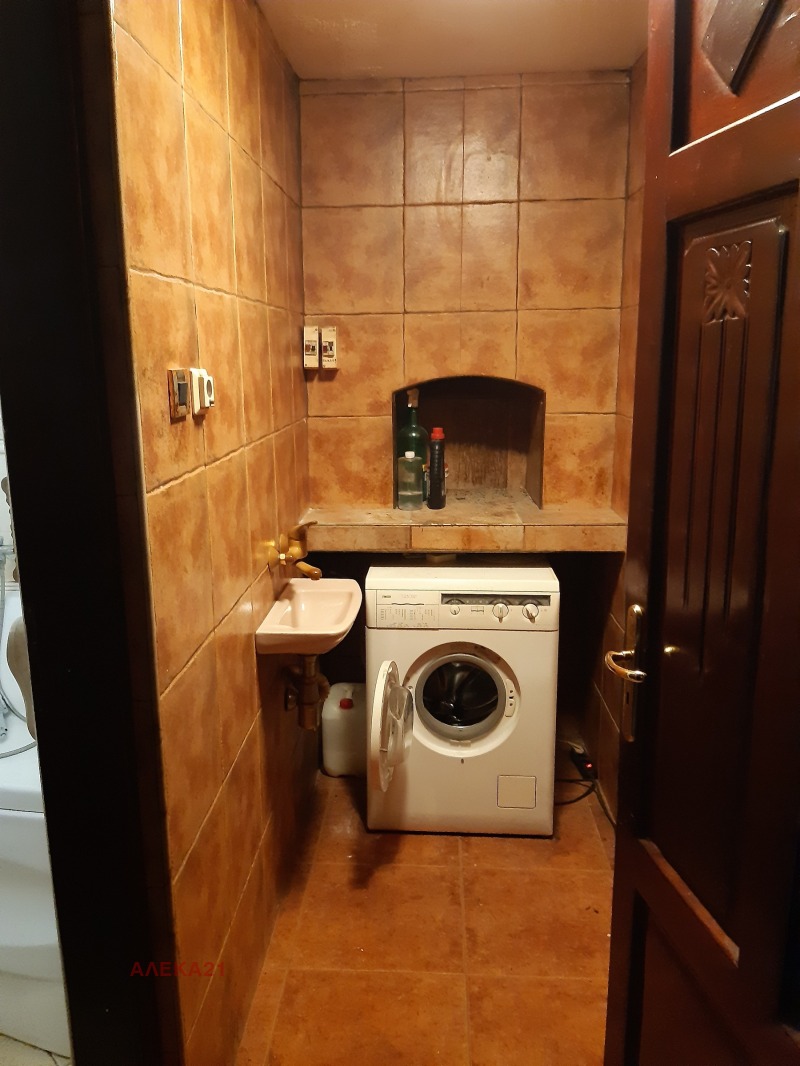 Na prodej  Podlaha domu Sofia , Centar , 240 m2 | 44565656 - obraz [4]