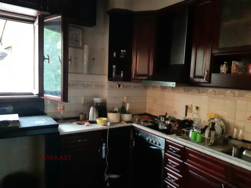 In vendita  Piano della casa Sofia , Tsentar , 240 mq | 44565656 - Immagine [2]