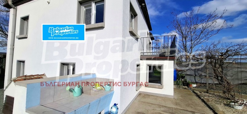 Продава КЪЩА, с. Светлина, област Бургас, снимка 5 - Къщи - 52667607
