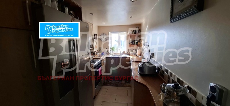 Продава КЪЩА, с. Светлина, област Бургас, снимка 11 - Къщи - 52667607