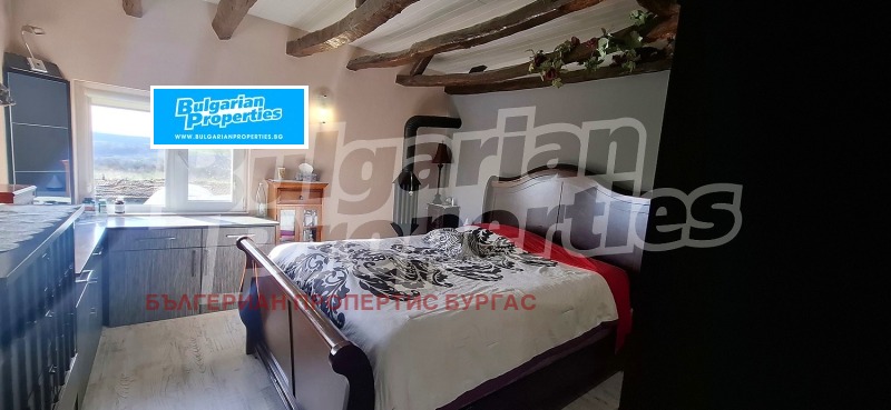 Продава КЪЩА, с. Светлина, област Бургас, снимка 9 - Къщи - 52667607